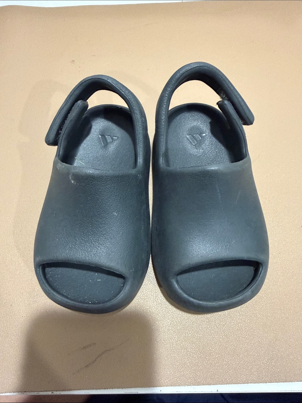 Yeezy Kids Black Open-Toe Slip-On Sandals with Heel Strap